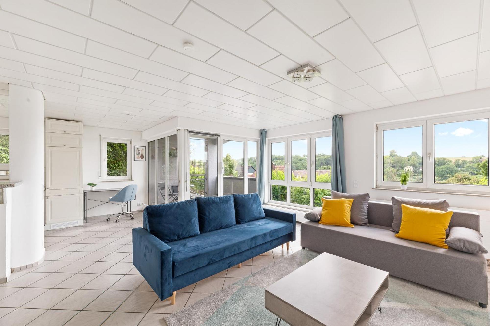 Sunshine - 4 Personen Airport Messe Mit Tg-garage *