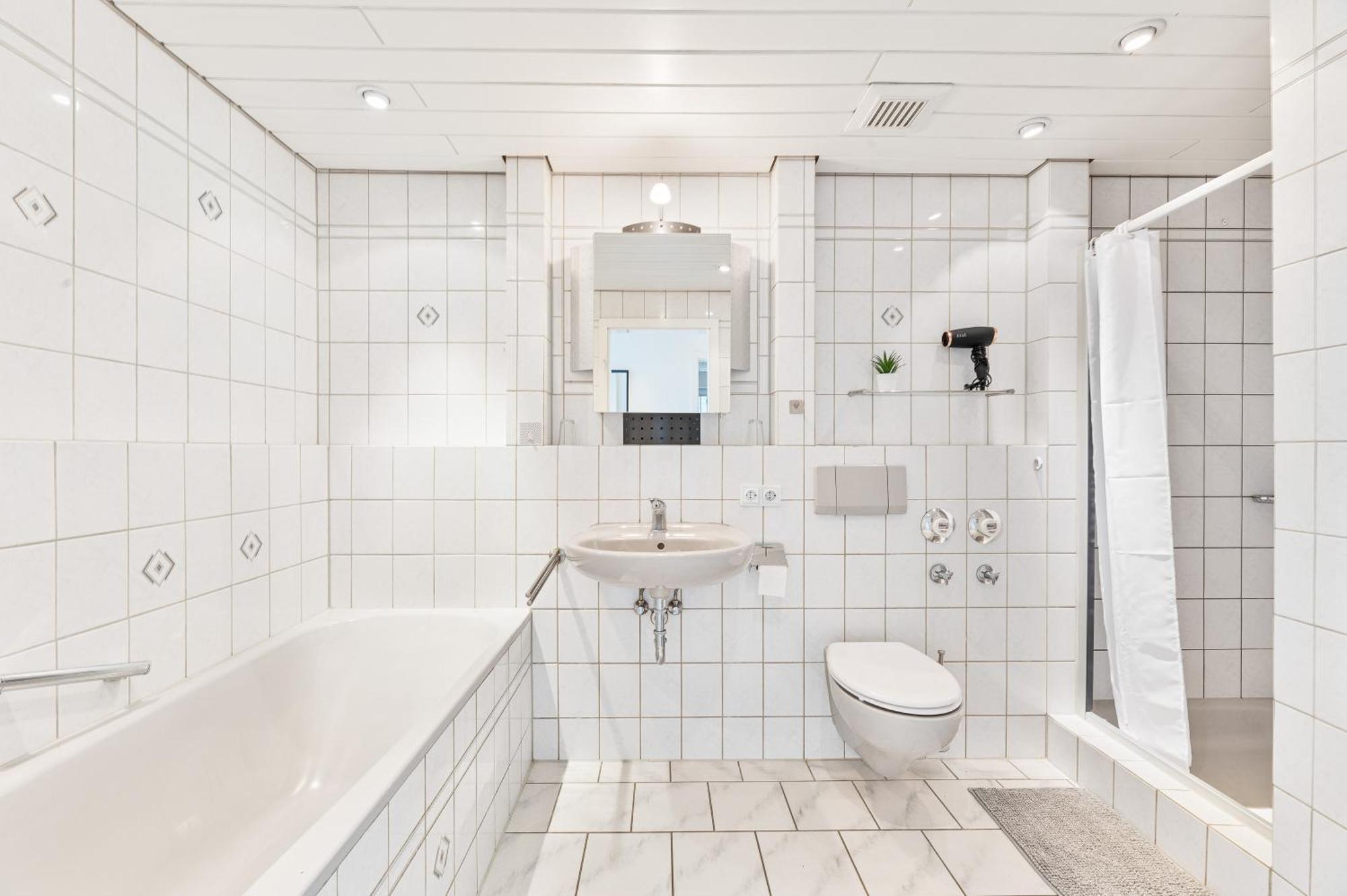 Apartment Sunshine - 4 Personen Airport Messe Mit Tg-garage